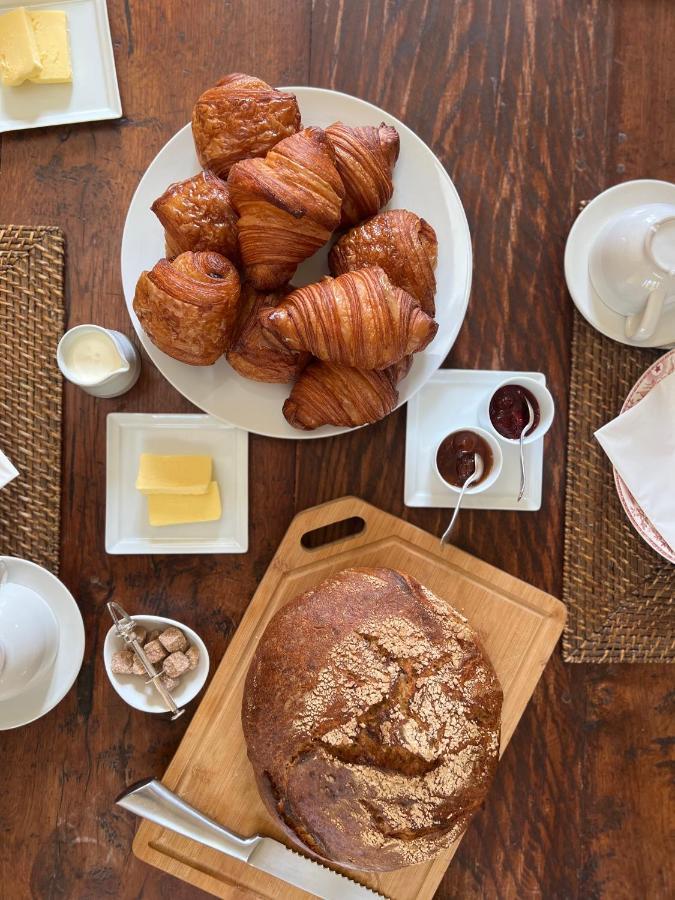 Cenevieres Noubar Bed & Breakfast エクステリア 写真