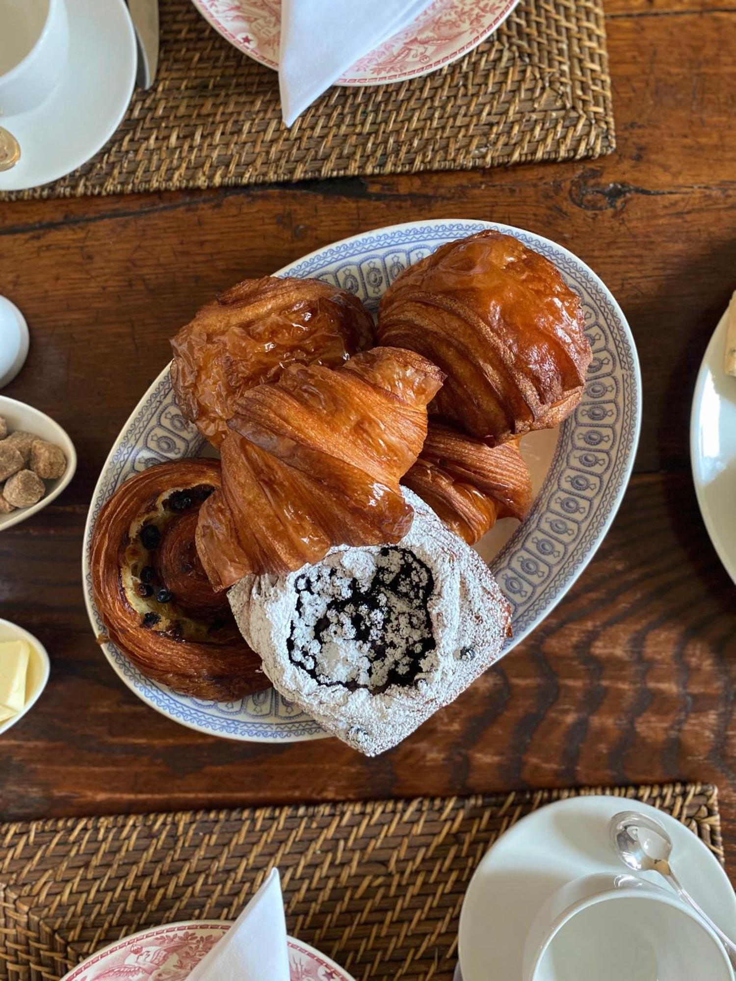 Cenevieres Noubar Bed & Breakfast エクステリア 写真