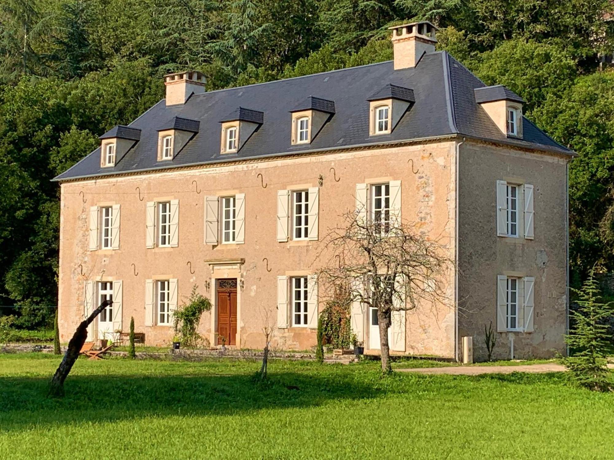 Cenevieres Noubar Bed & Breakfast エクステリア 写真